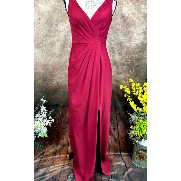 Jenny Packham V-Neck Crepe Column Gown - Burgundy - size 4 - Picture 4 of 16